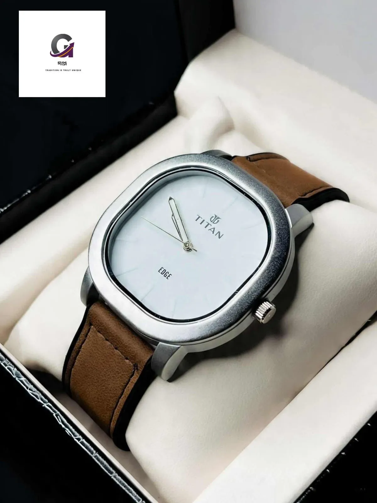 MG-02Titan Edge Modernist Edition (White Dial & Honey Tan Strap)